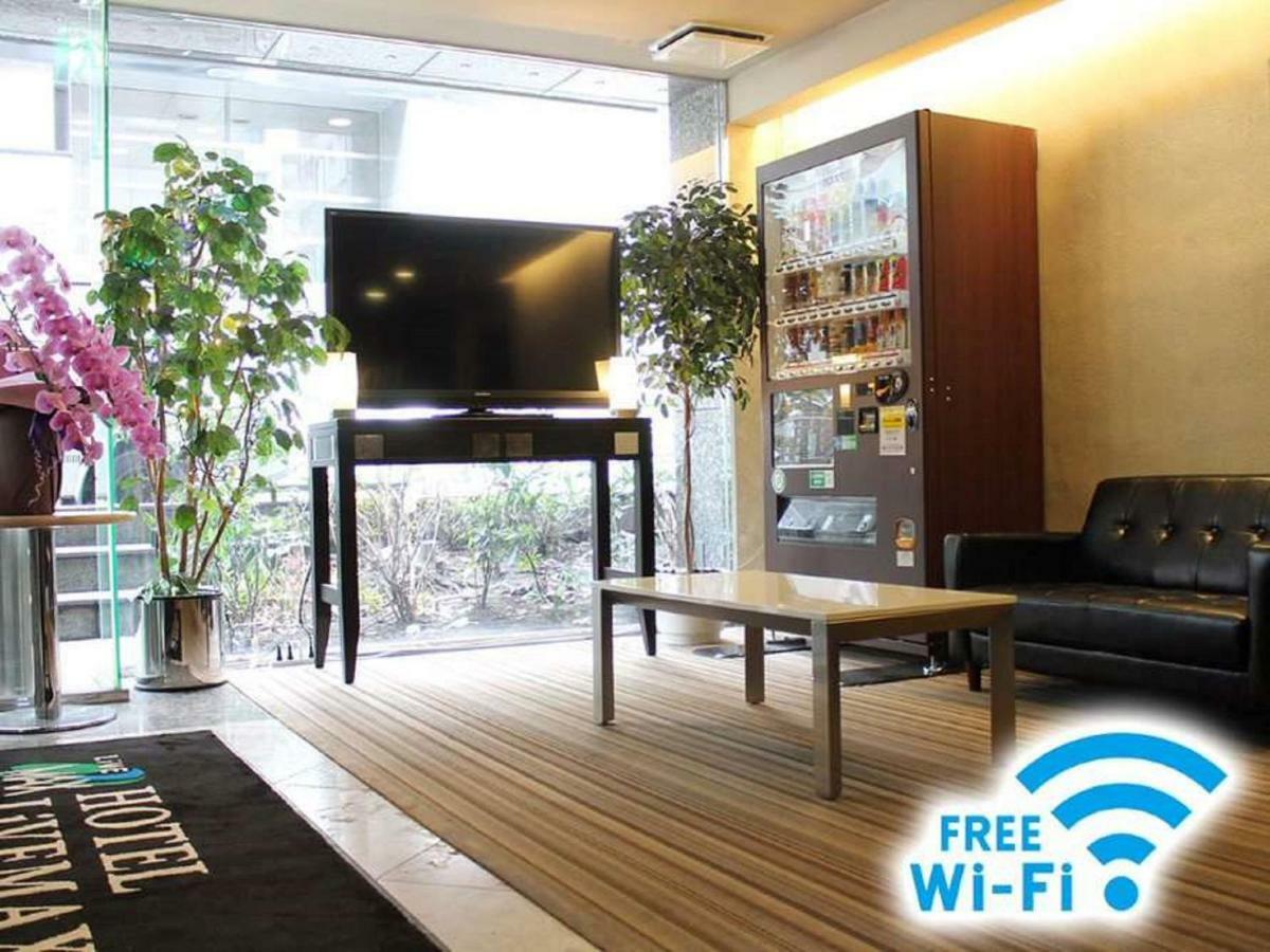 Livemax Budget Shinbashi Tokio