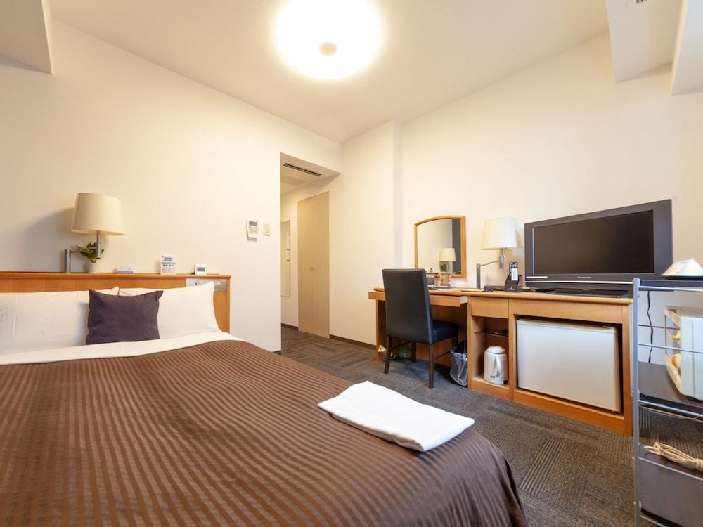 Livemax Budget Shinbashi Hotel Tokio